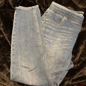 Old Navy Rockstar Super Skinny Jegging